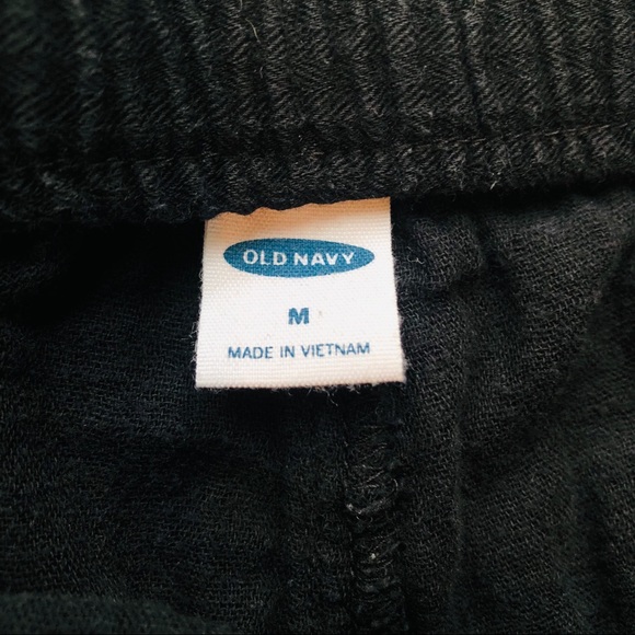 Old Navy Drawstring Shorts - Picture 3 of 5